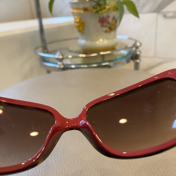 Y2K Oversized Juicy Couture Tortoise/Fuchsia Sunglasses - Picture 7 of 9